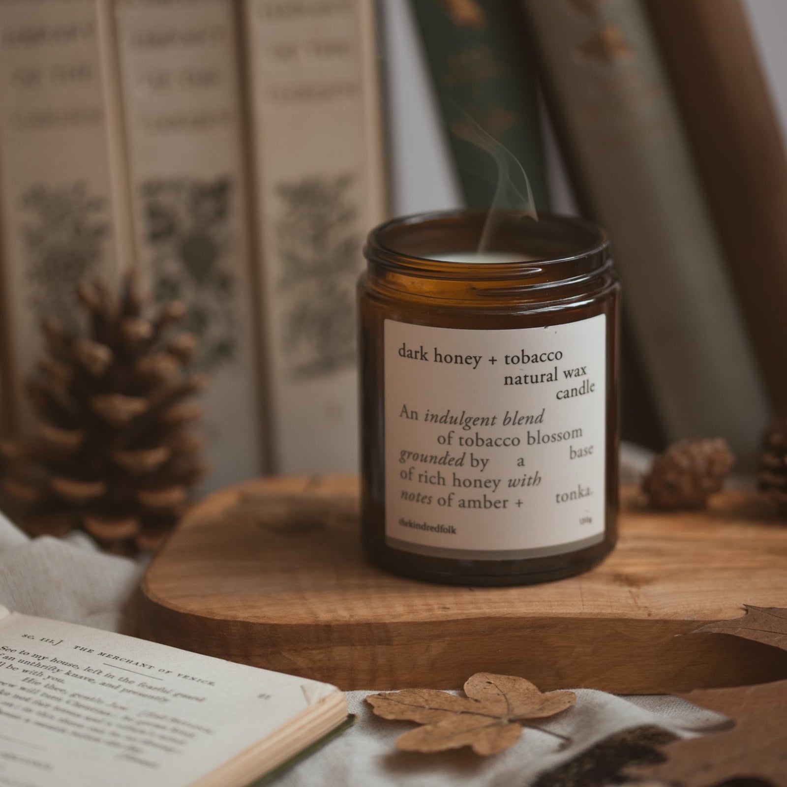 Dark Honey + Tobacco Candle – The Kindred Folk